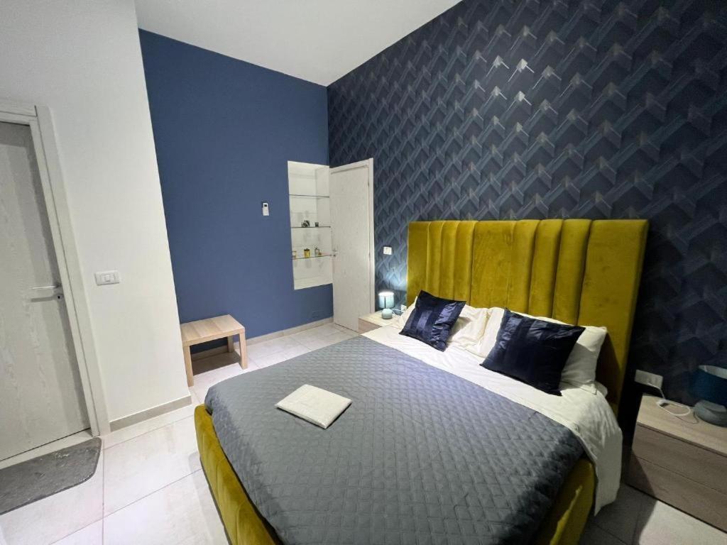 Apartment Sky House Naples